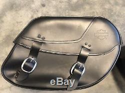Dyna Bar And Shield Leather Saddlebags 90369-06D