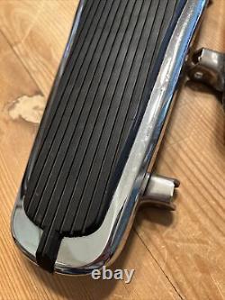 Genuine Harley OEM 86-17 Softail L&R Crested Bar & Shield Foot Board Pegs Lot