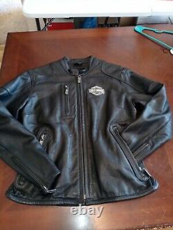 Gorgeous Genuine Harley Davidson Leather Motorcycle Jacket Bar and Shield Small