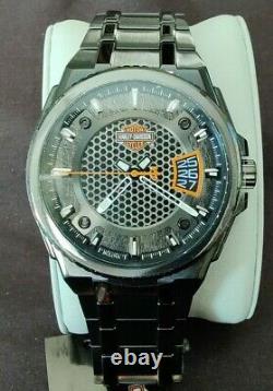 Harley Davidson 78B151 Men's Bar & Shield Dimensional Steel Watch