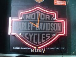 Harley-Davidson Black & Gray Etched Bar & Shield Orange Neon Clock HDL-16651