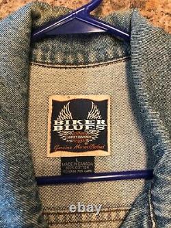 Harley-Davidson Embroidered Bar And Shield Denim Jacket Lrg 100 % Cotton, Blue