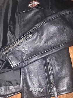 Harley Davidson LARGE Heavy Leather STOCK Jacket Bar & Shield 98112-06VW NWOT