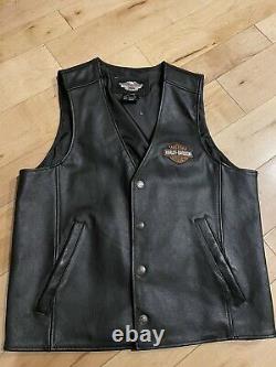 Harley Davidson MENS LARGE Stock Leather Vest 98150-06VM w Bar Shield Embroidery
