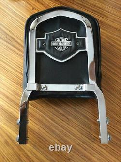 Harley Davidson OEM Sissy Bar / Padded Emblem & Pad 99013-82 Dyna FXR Bar Shield