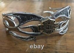 Harley-Davidson Sterling Silver. 925 Flaming Bar & Shield Cuff Bracelet FM
