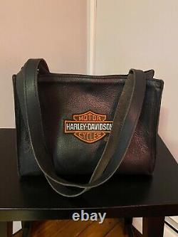 Harley-Davidson Women's Leather Purse with Bar & Shield logo