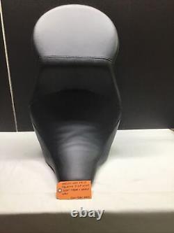 Harley OEM 08-17 Touring 2-Up Wide Seat withBar & Shield Logo