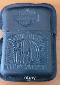 New Harley Davidson Leather Bar & Shield Zippo Lighter with Case Rare