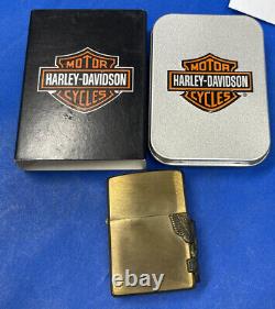 Zippo 2007 Harley Davidson Lightning Emblem Bar & Shield Lighter Unfired V055