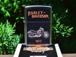 Allume-cigare Zippo Harley Davidson 1977 FXS 1200 Low Rider Bar and Shield Rare