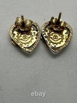 Boucles d'oreilles cœur Harley Davidson en or 10 carats avec barre et bouclier, par Stamper.