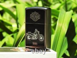 Briquet Zippo Harley Davidson 1984 FXST Softail V-Twin Bar and Shield