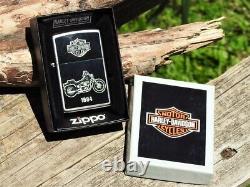 Briquet Zippo Harley Davidson 1984 FXST Softail V-Twin Bar and Shield