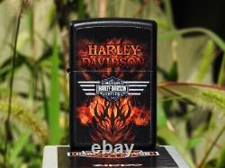Briquet Zippo Harley Davidson Bar and Shield avec des flammes japonaises rares