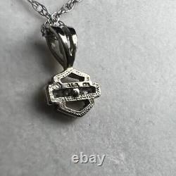 Collier pendentif Harley-Davidson Stamper 18 en or blanc 10 carats avec diamants et bouclier