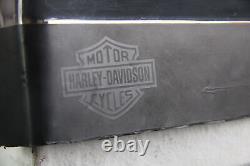 Couvercle latéral droit de batterie Harley Dyna Chrome Bar & Shield 2004