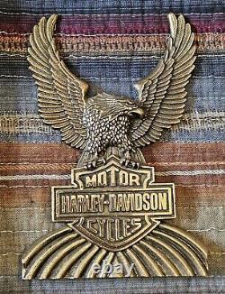 Emblème de sissy bar Harley Davidson Eagle Bar & Shield des années 1970 avec support de montage, livraison gratuite