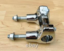 Harley Chrome Bar & Shield 1¼ Handlebar Clamp & Risers M8 Sport Glide 55900110 <br/>
  <br/>Harley Chrome Bar & Shield 1¼ Serre-cintre et rehausseurs M8 Sport Glide 55900110