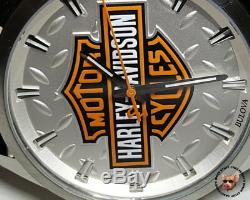 Harley Davidson Diamond Plate Bar & Shield Montre En Acier Inoxydable Montre Homme