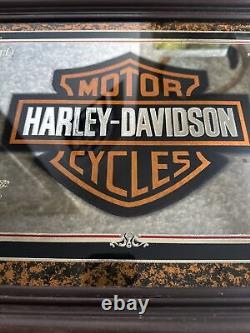 Miroir mural Harley Davidson Motorcycles Bar Shield encadré en bois 19x15 Vintage