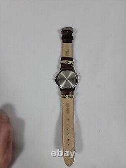 Montre-bracelet pour homme Harley Davidson Bar & Shield Bulova à quartz vintage et rare en cuir