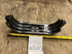 NOS Oil Tank Trim Harley Shovelhead Bar Shield FX FLH Electra Wide Glide OEM translates to: Garniture de réservoir d'huile NOS pour Harley Shovelhead Bar Shield FX FLH Electra Wide Glide OEM.