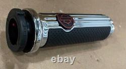 Nouveau Grip OEM Harley-Davidson Gauche Chrm Bar/shield 56100308 56100308