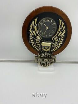 Rare Harley Davidson Motos Eagle Bar Shield Cherry Wood Bulova Horloge Murale