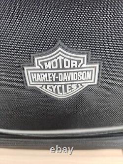 Sac de bagages de voyage zippé Harley-Davidson Bar & Shield en nylon noir d'occasion en bon état