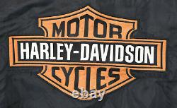 Veste Harley Davidson pour hommes 2XL en nylon noir et orange, style bombardier, fermeture éclair, avec le logo Bar Shield Racing.