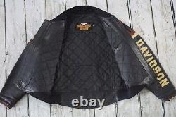 Veste en cuir noir vintage Harley Davidson pour homme avec logo embossé Bar&Shield fabriquée aux USA.