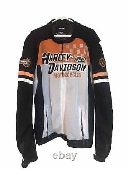Veste en maille Harley Davidson	<br/>
	 Équipement de conduite<br/>Logo Bar & Shield
<br/>Blanc
<br/>Homme Grand et mince 2XL