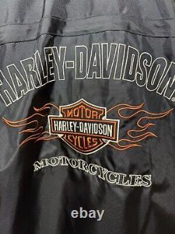 Veste en nylon Harley Davidson prête pour la conduite avec graphisme de bouclier en flammes, flammes, taille M.